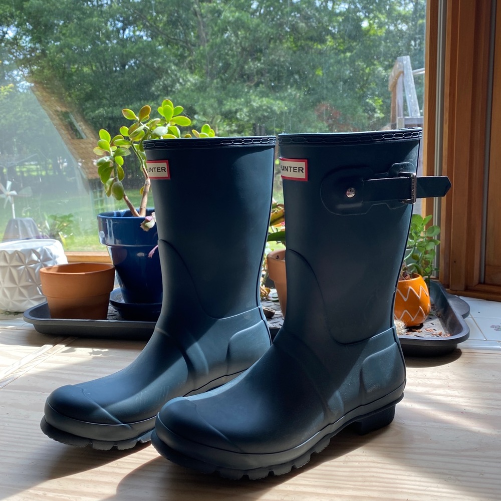 Navy Blue Hunter Rain Boots